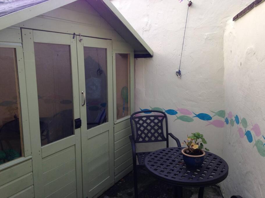 A Family Cottage In Tenby Exteriér fotografie