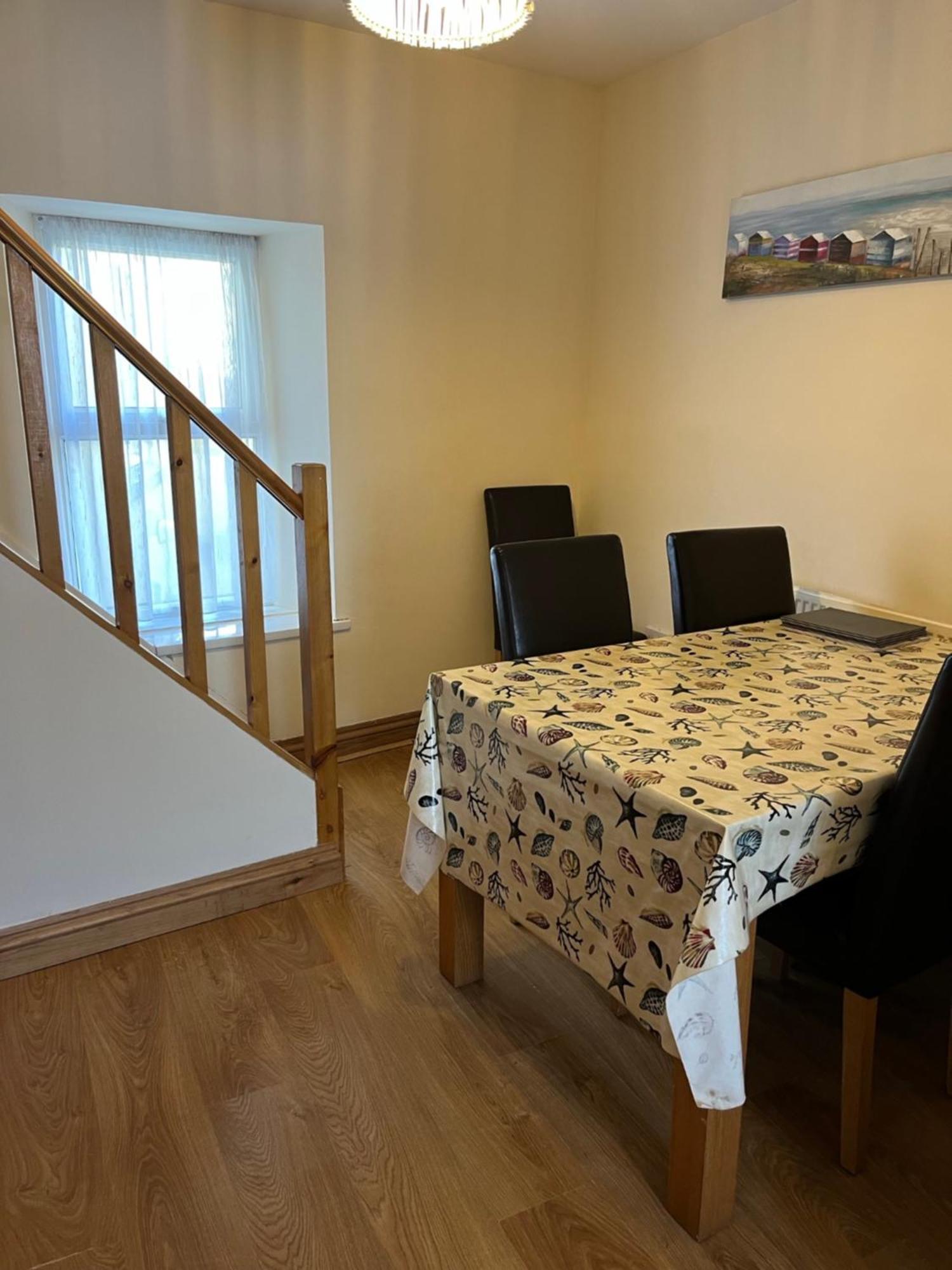 A Family Cottage In Tenby Exteriér fotografie